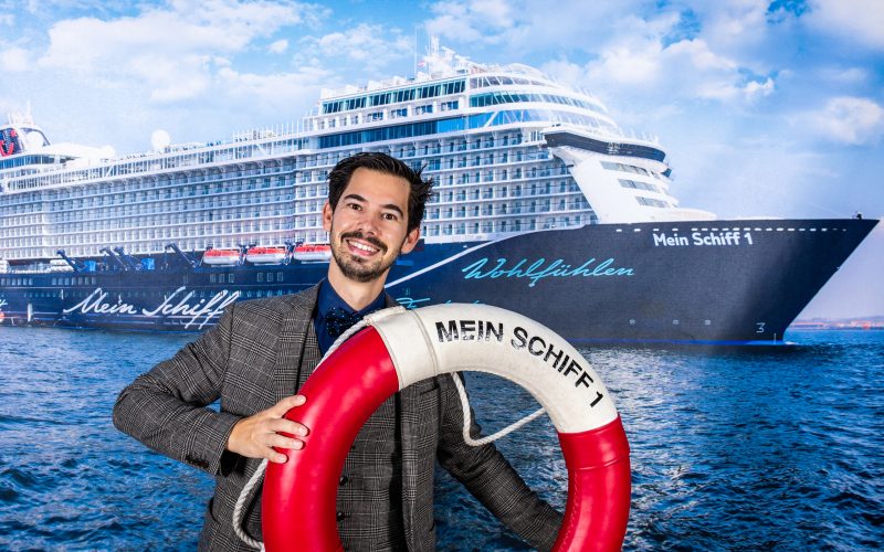 Zauberer auf der TUI Mein Schiff 1