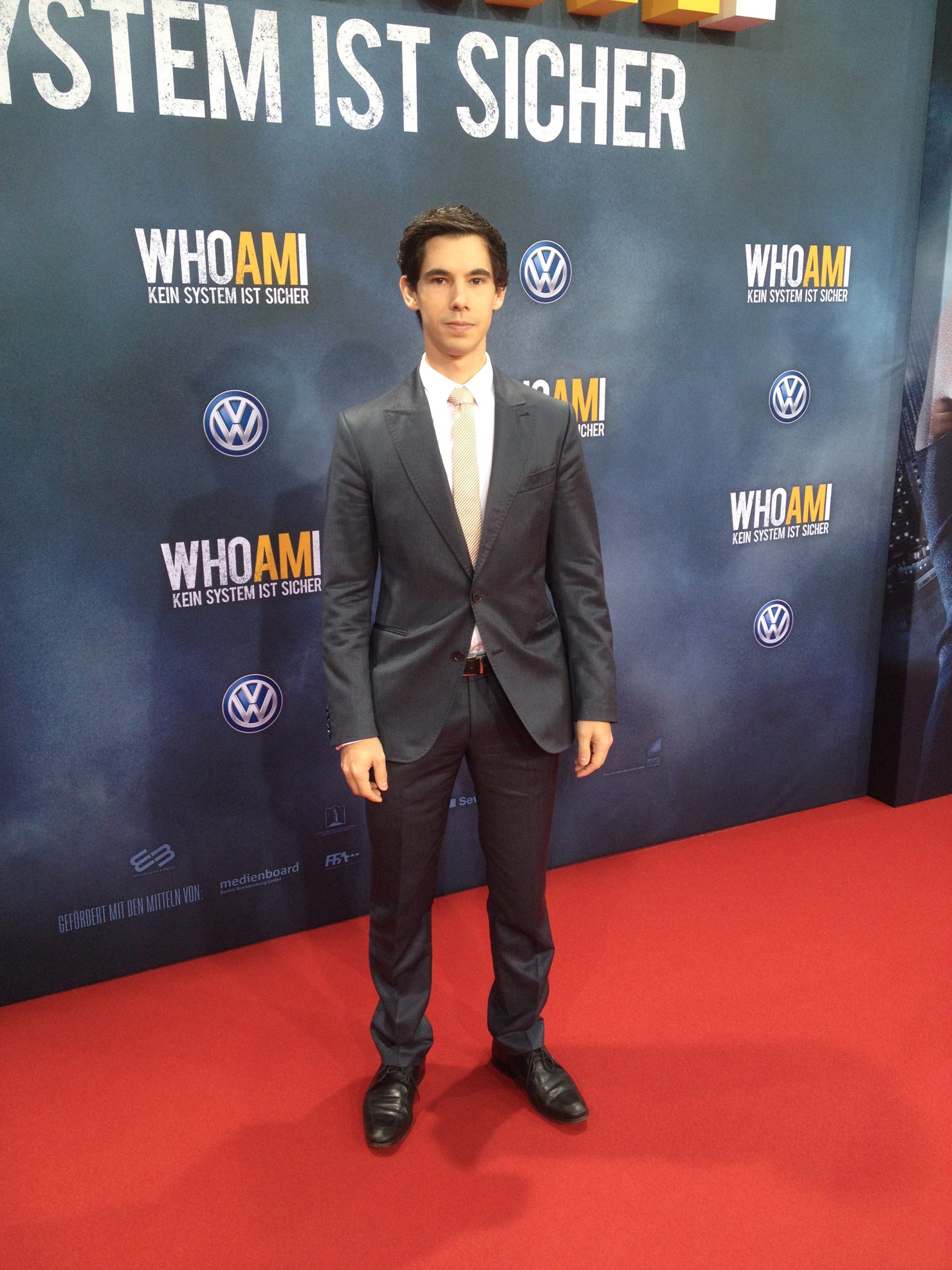 Alexander Merk auf dem Roten Teppich zur Filmpremiere Who am I in Berlin